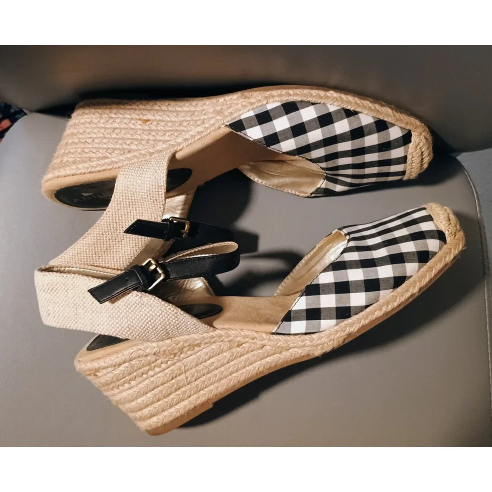 Anne Klein iflex Black White Gingham Check & Straw Wedge Slingback 2.5